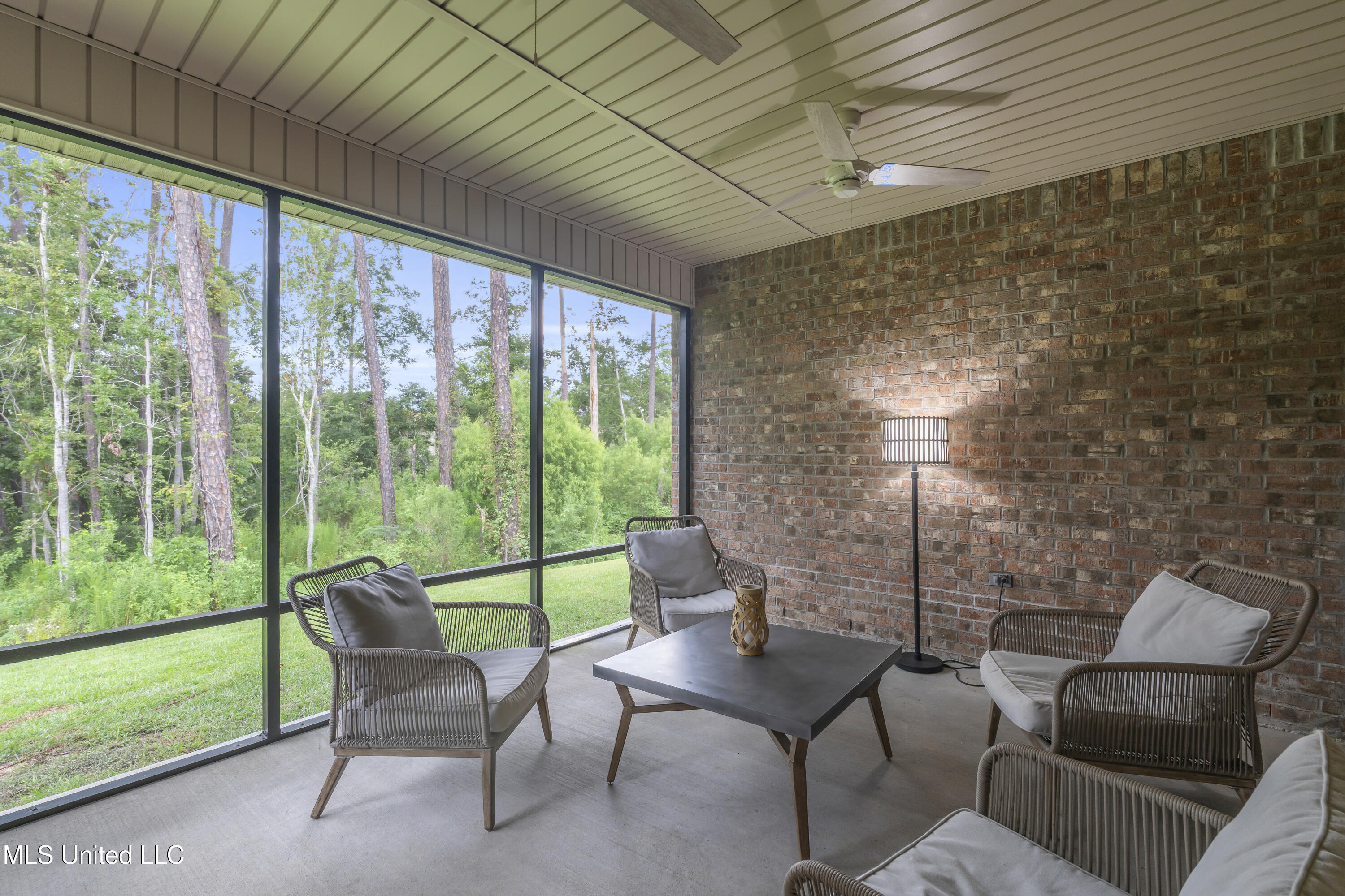 9371 Taylor Place Ocean Springs, MS 39564 - Photo 29 of 37 DSC09699