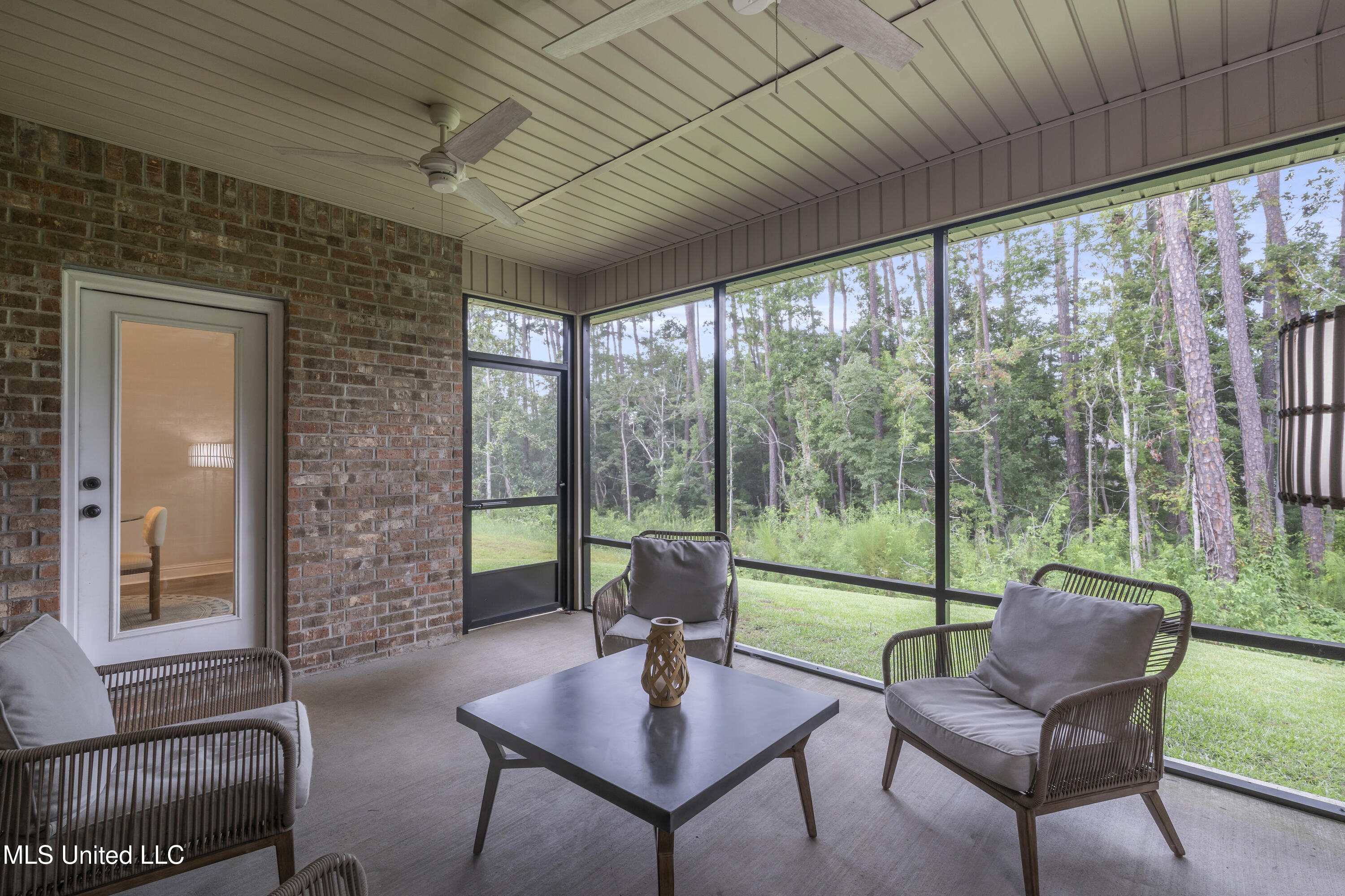 9371 Taylor Place Ocean Springs, MS 39564 - Photo 30 of 37 DSC09702