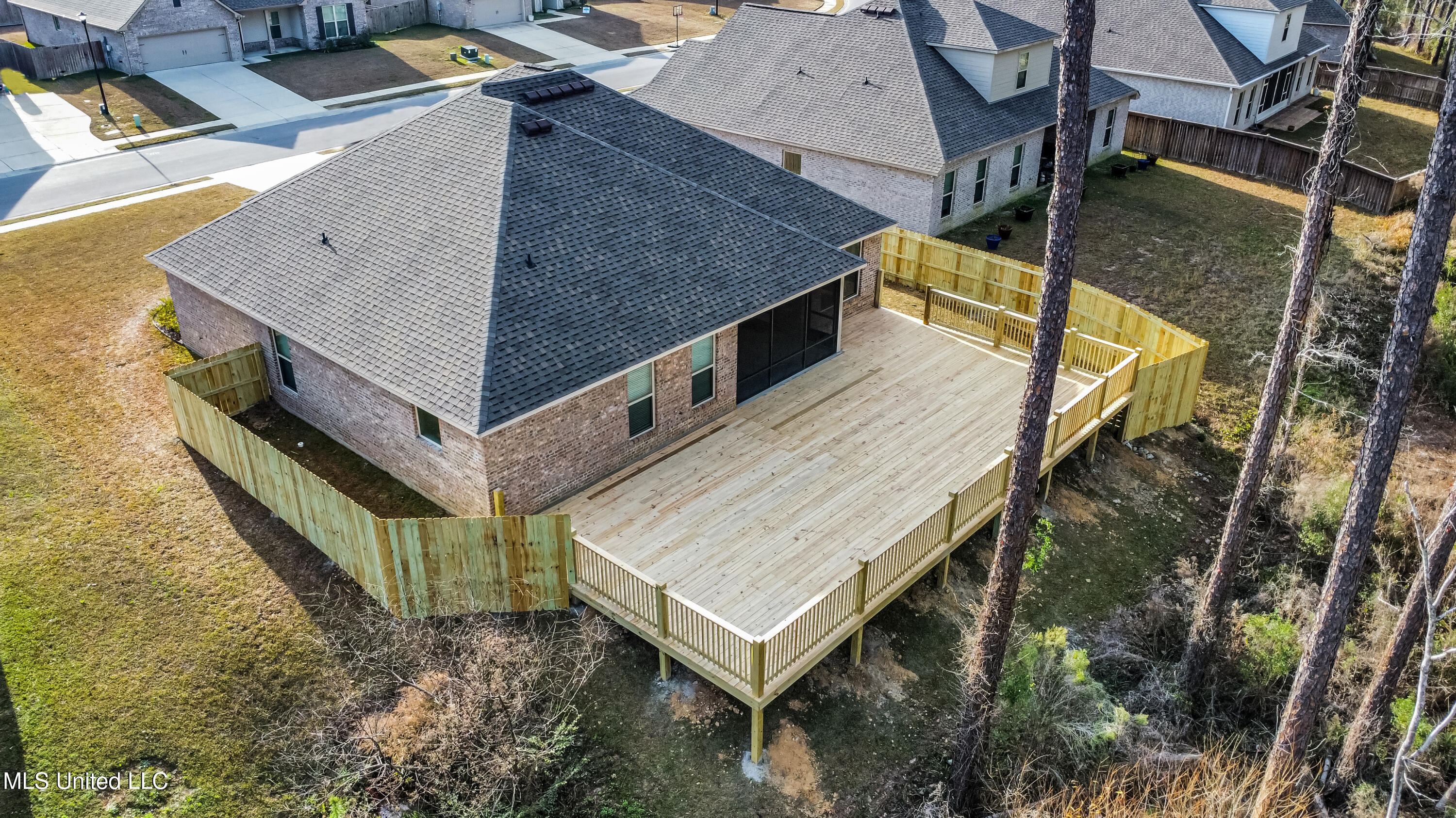 9371 Taylor Place Ocean Springs, MS 39564 - Photo 31 of 37 3