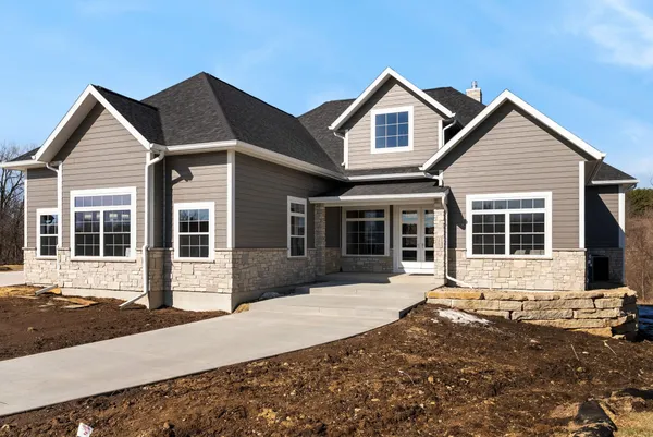 $1,600,000 | 1468 Serenity Sun Prairie, Sun Prairie, WI 53590