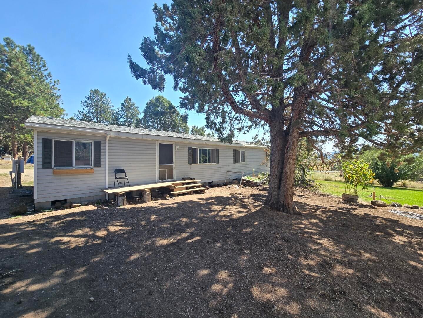 26817 Lassen Road Chiloquin, OR 97624 - Photo 2 of 30 20250913_130341