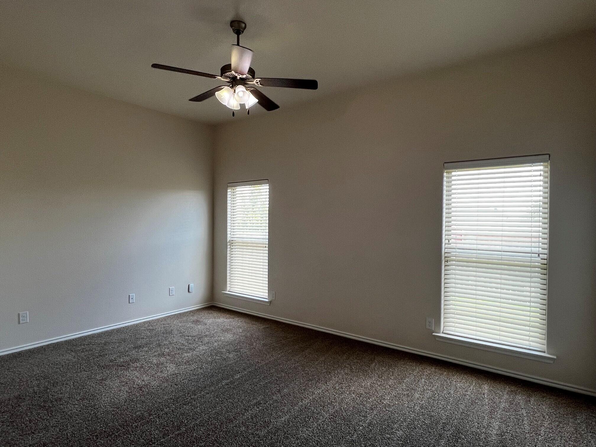 9605 Rochester Avenue Lubbock, TX 79424 - Photo 8 of 16 18