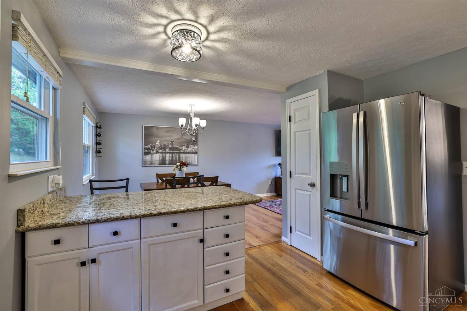1731 Rudyard Lane Cincinnati, OH 45230 - Photo 11 of 32 Gallery Image 11