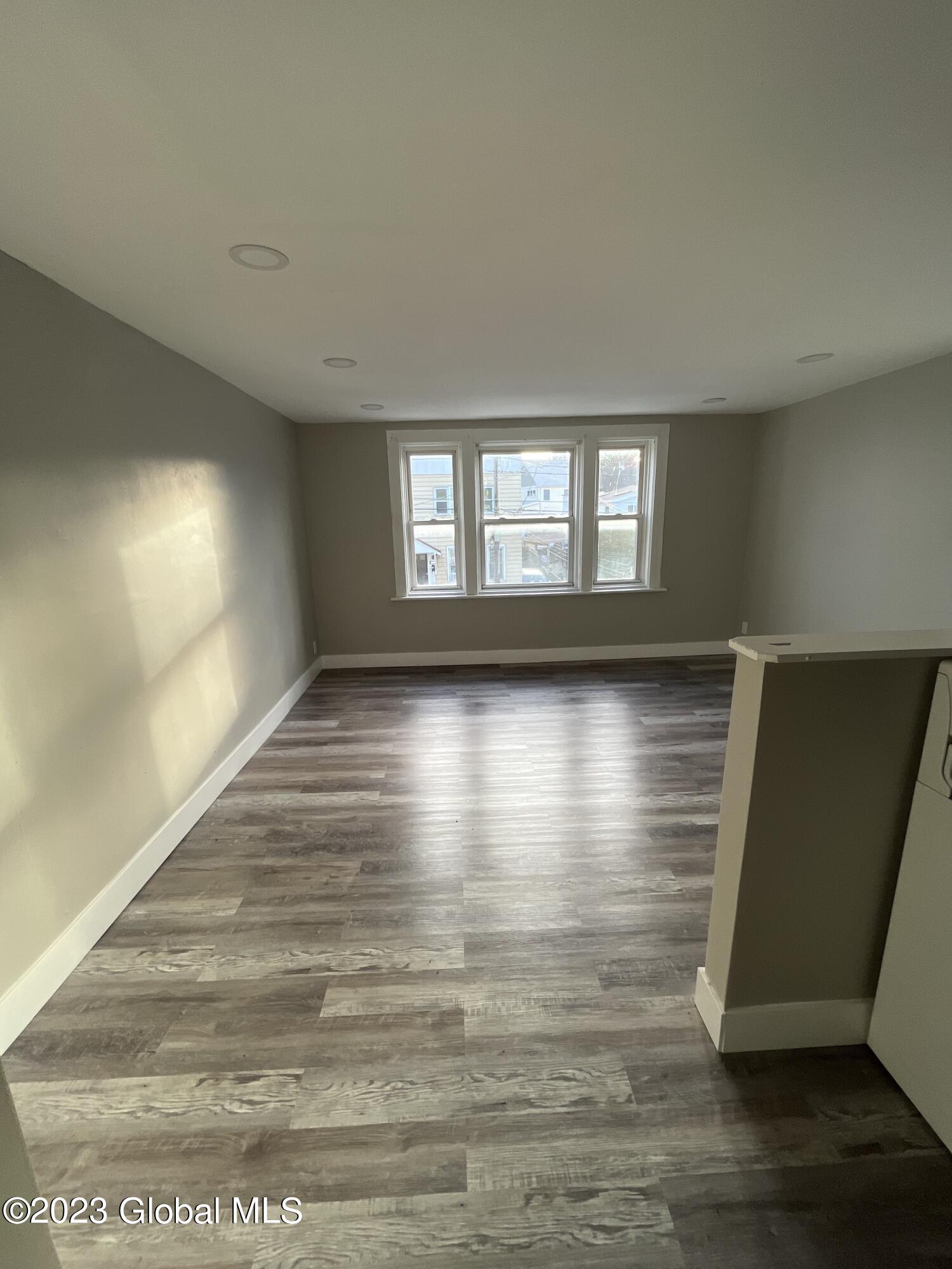 767 Eastern Avenue Schenectady, NY 12308 - Photo 20 of 28 71952816658__78E09EF0-7351-4650-A786-08A