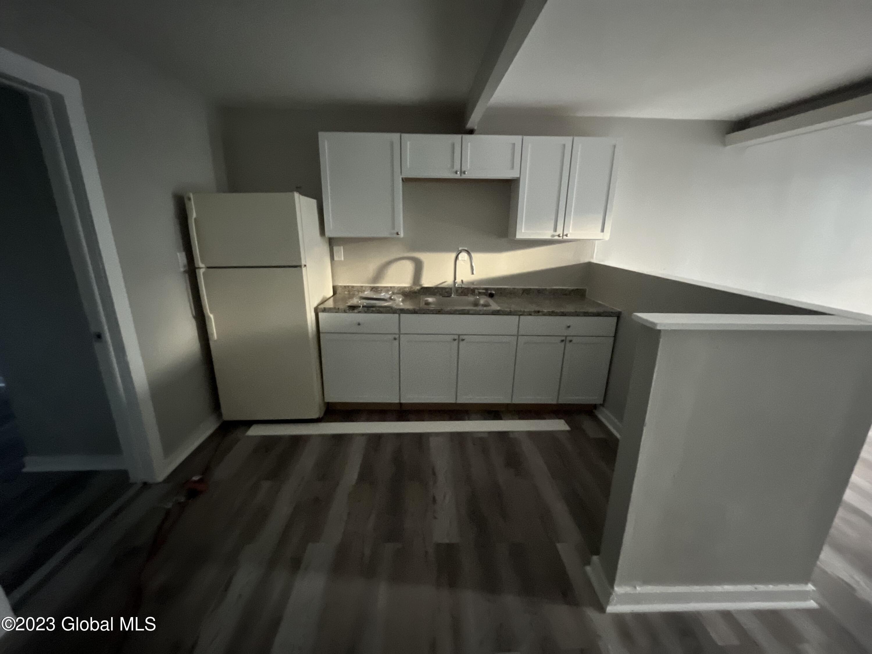 767 Eastern Avenue Schenectady, NY 12308 - Photo 6 of 28 71952790343__76634B22-1D4E-4DCB-A51C-44D