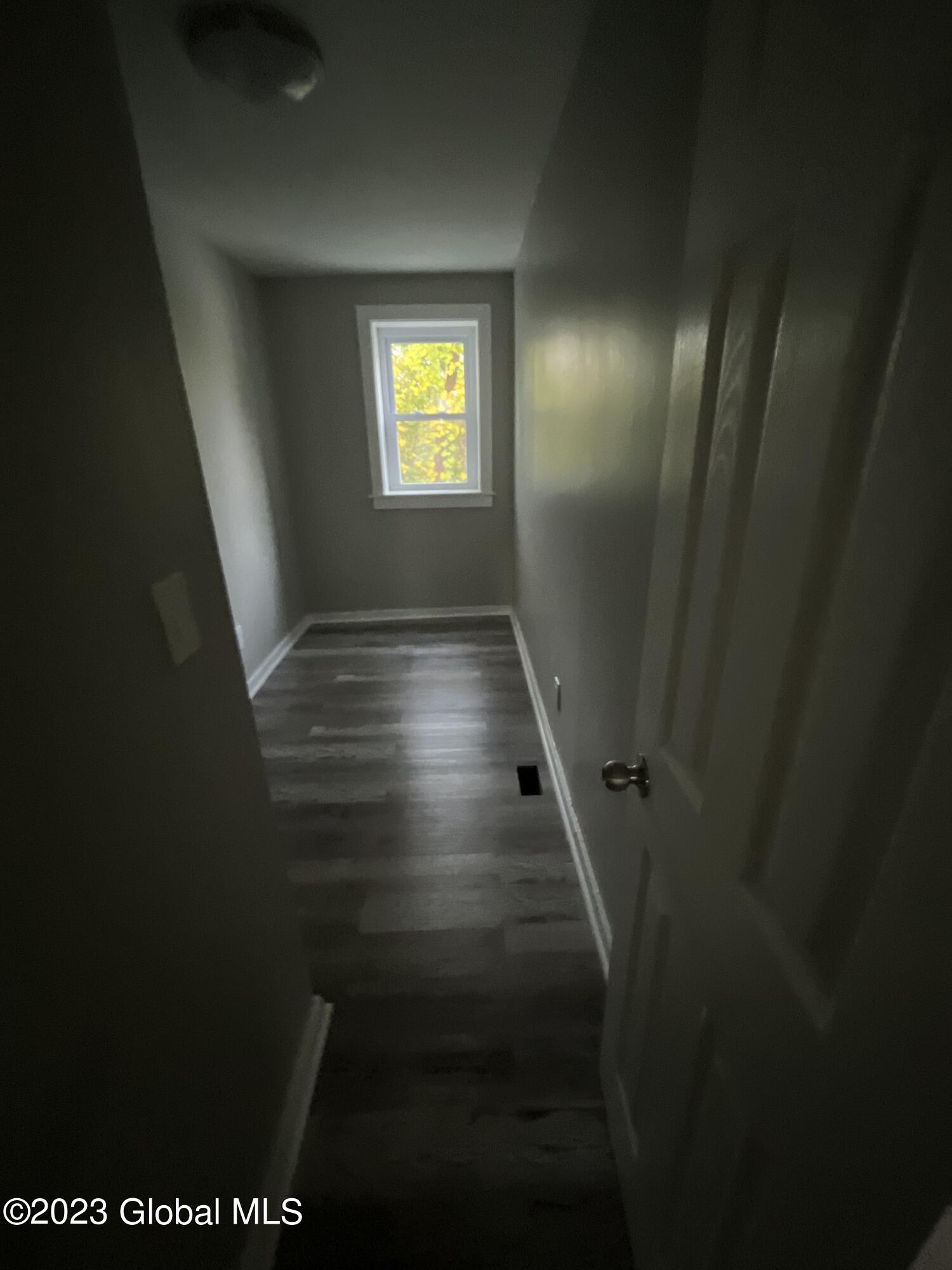 767 Eastern Avenue Schenectady, NY 12308 - Photo 9 of 28 71952794898__B92A7514-09F5-4875-A5D6-44C