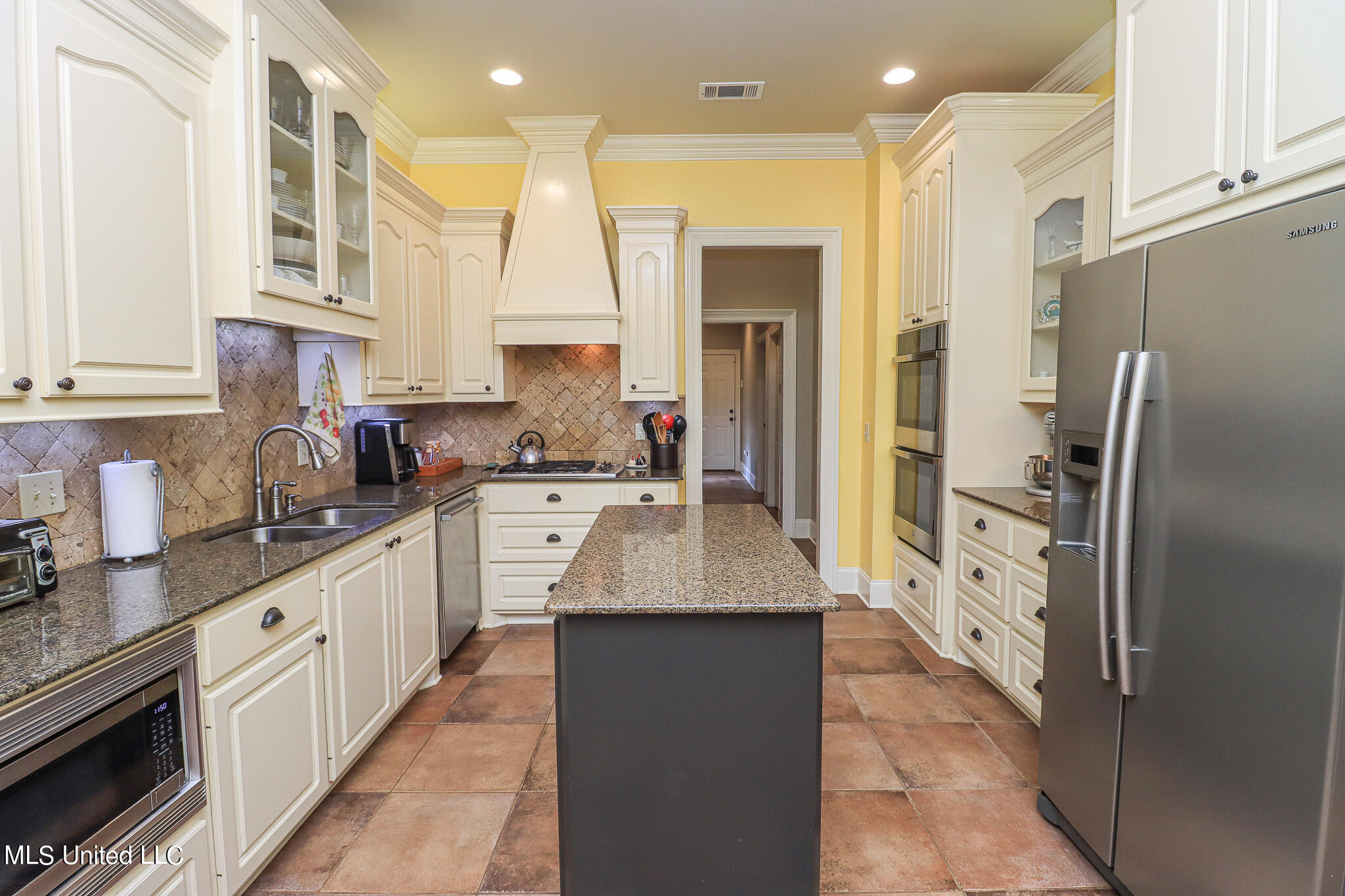 204 Kitty Hawk Circle Brandon, MS 39047 - Photo 13 of 56 204 Kitty Hawk Cir 30
