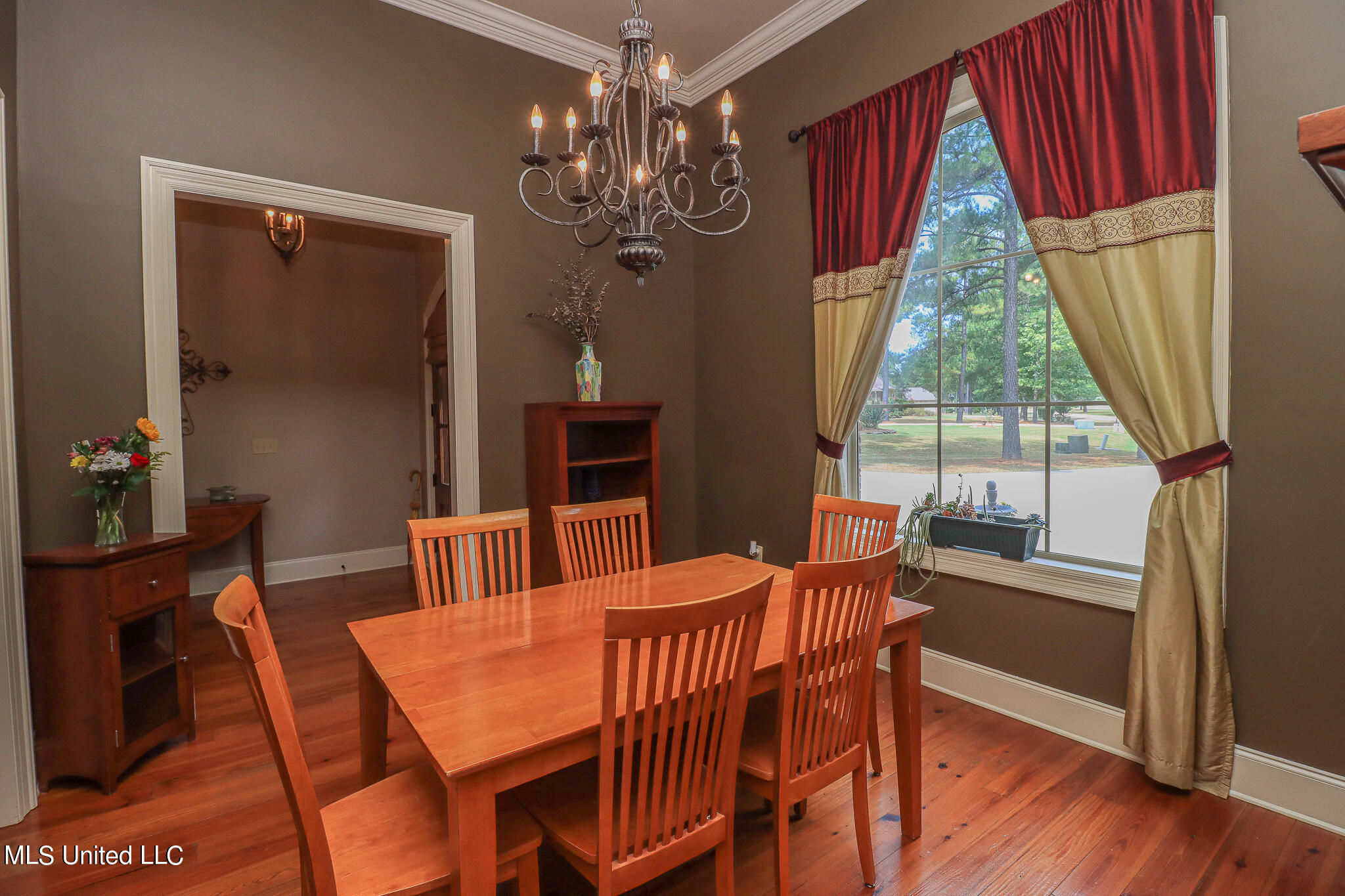 204 Kitty Hawk Circle Brandon, MS 39047 - Photo 9 of 56 204 Kitty Hawk Cir 2