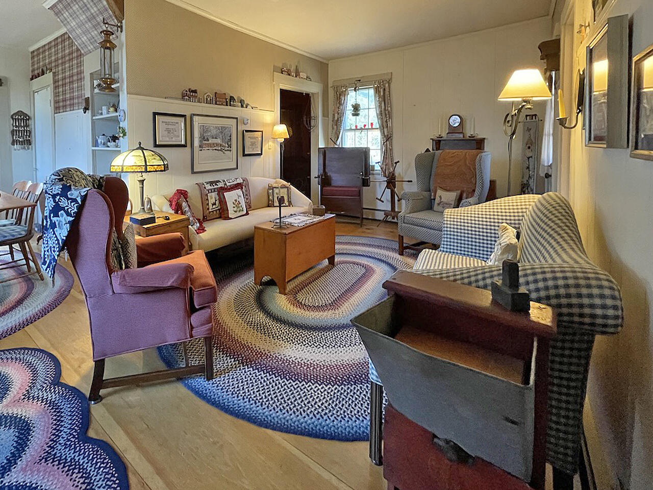 40 Highway 129 Walpole, ME 04573 - Photo 12 of 23 Living Room