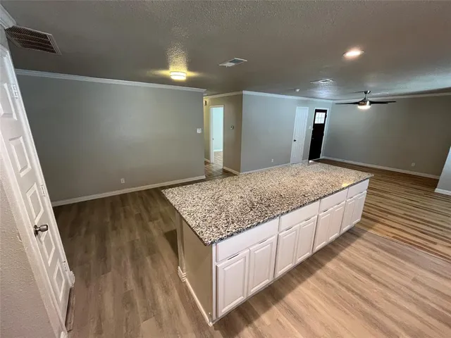 $2,650 | 3053 Rotan Lane, Dallas, TX 75229