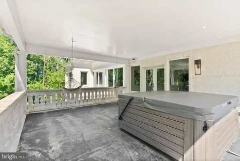 $2,499,000 | 6600 Reserves Hill Court, Annandale, VA 22003
