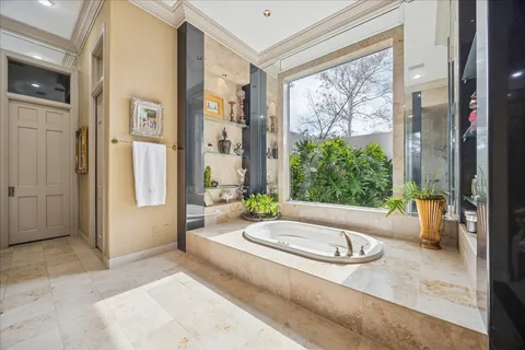 $3,695,000 | 6 Mott Lane, Houston, TX 77024