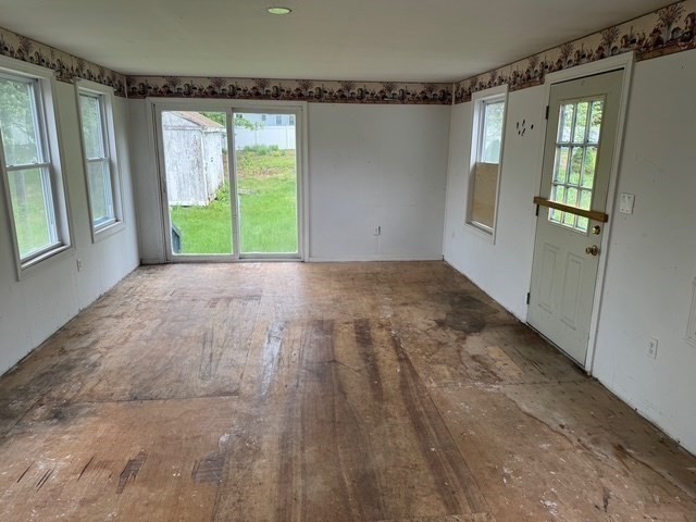 14 Reagan Road Townsend, MA 01469 - Photo 14 of 24 Gallery Image 14
