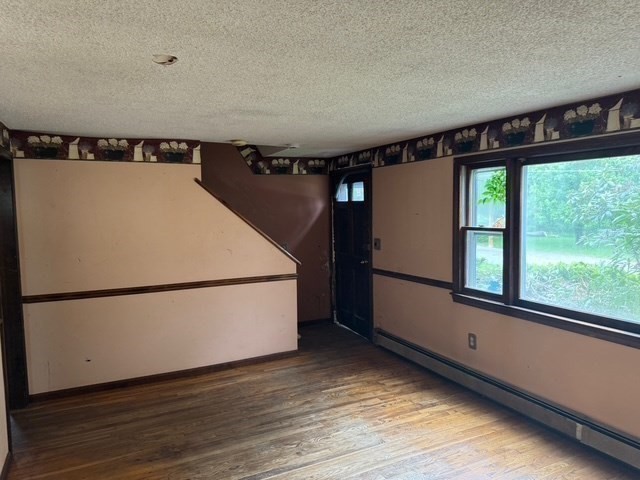 14 Reagan Road Townsend, MA 01469 - Photo 8 of 24 Gallery Image 8