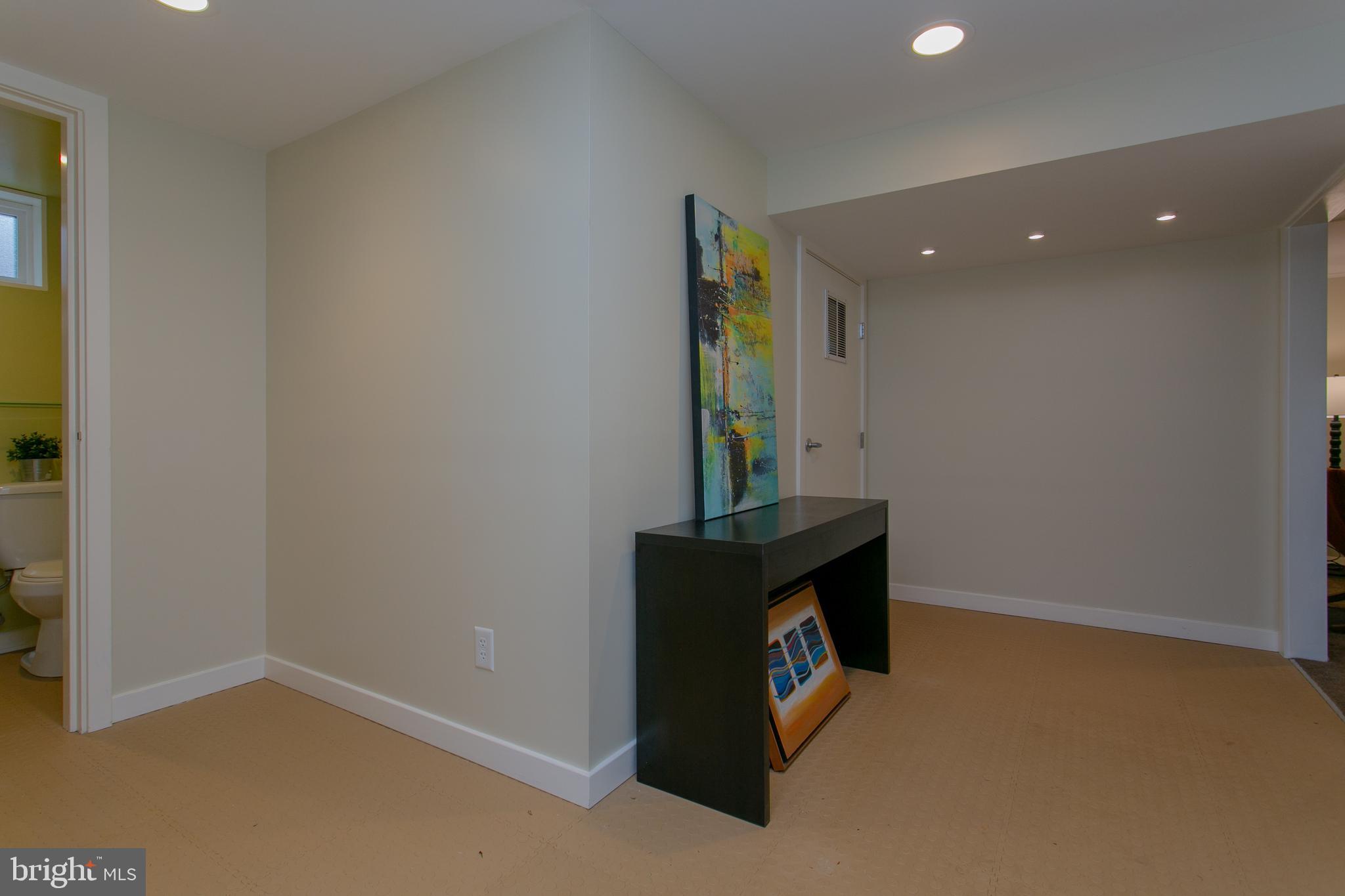 10722 Tenbrook Drive Silver Spring, MD 20901 - Photo 28 of 29 Gallery Image 28