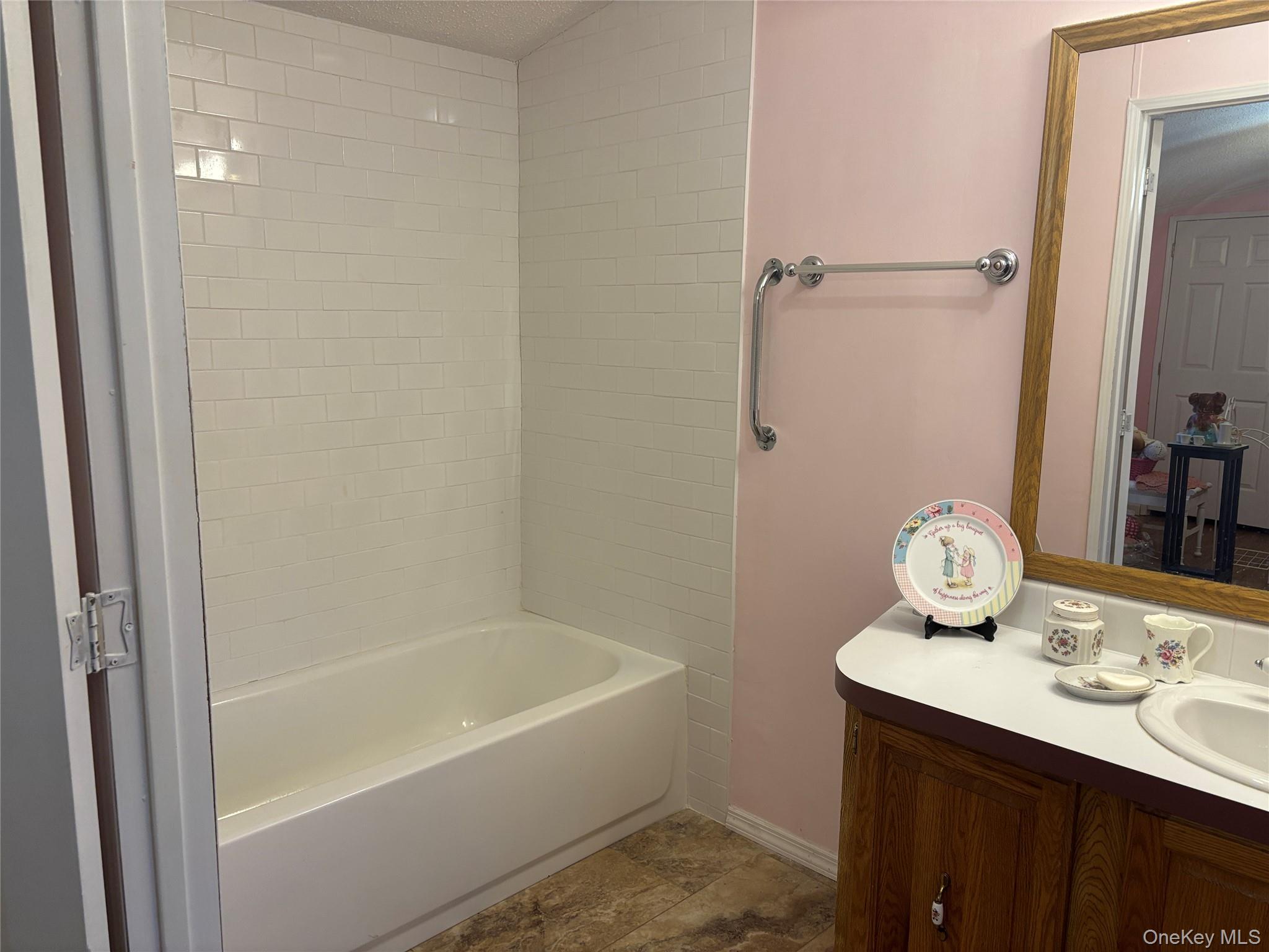 1661 Old Country Road, Unit 125 Riverhead, NY 11901 - Photo 20 of 22