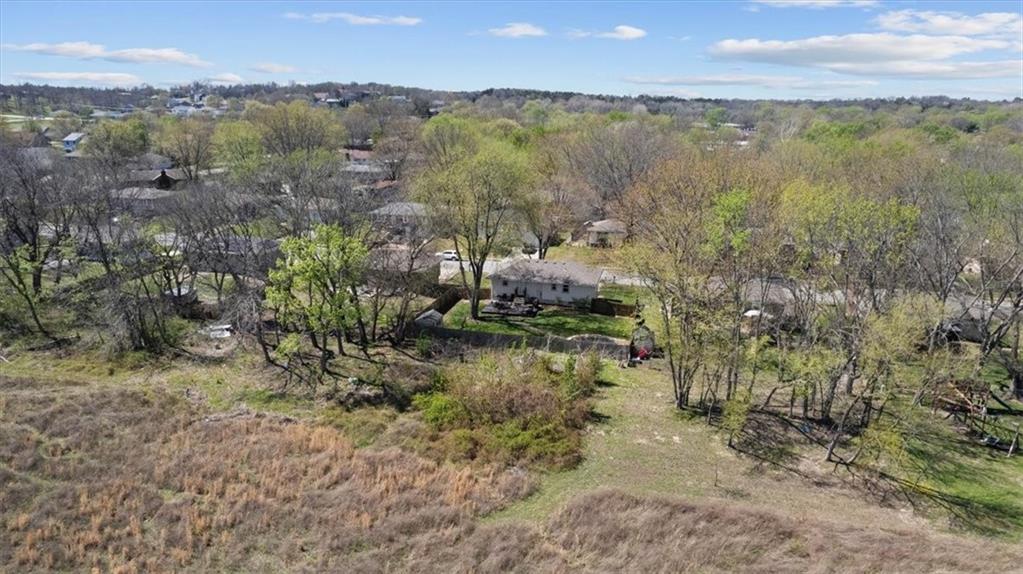 2113 Southeast Owings Street Oak Grove, MO 64075 - Photo 22 of 25