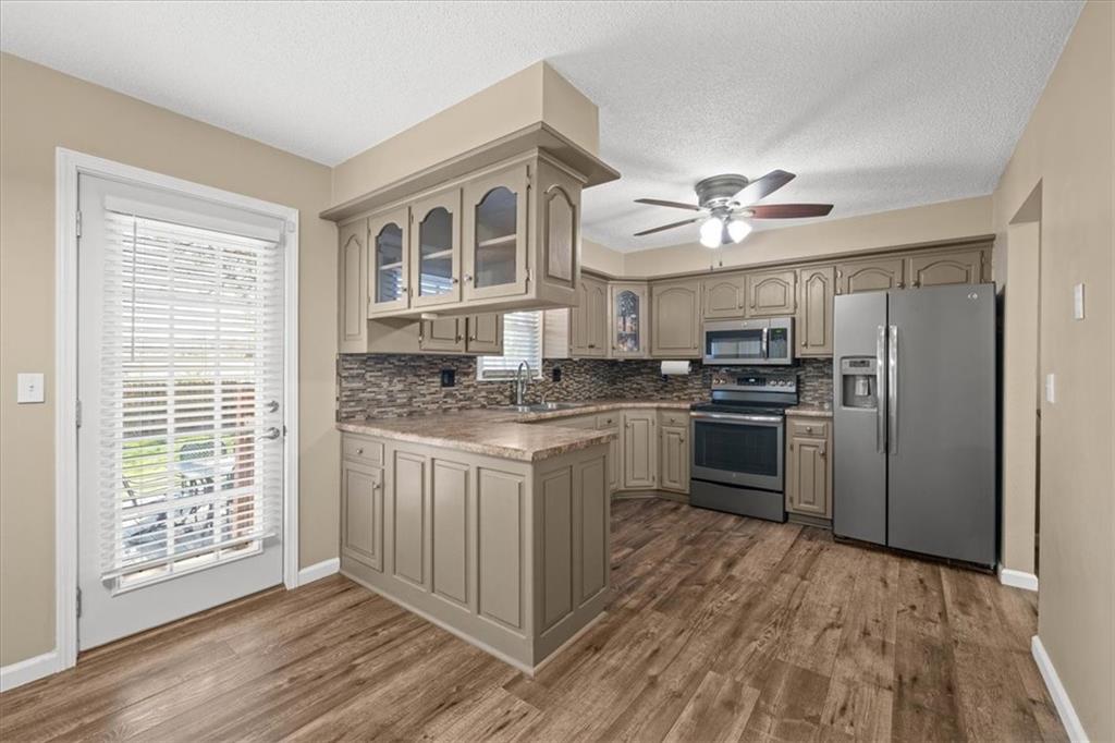 2113 Southeast Owings Street Oak Grove, MO 64075 - Photo 7 of 25