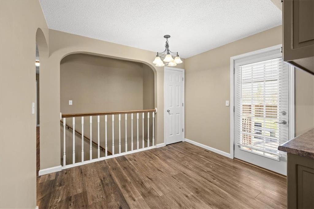 2113 Southeast Owings Street Oak Grove, MO 64075 - Photo 8 of 25