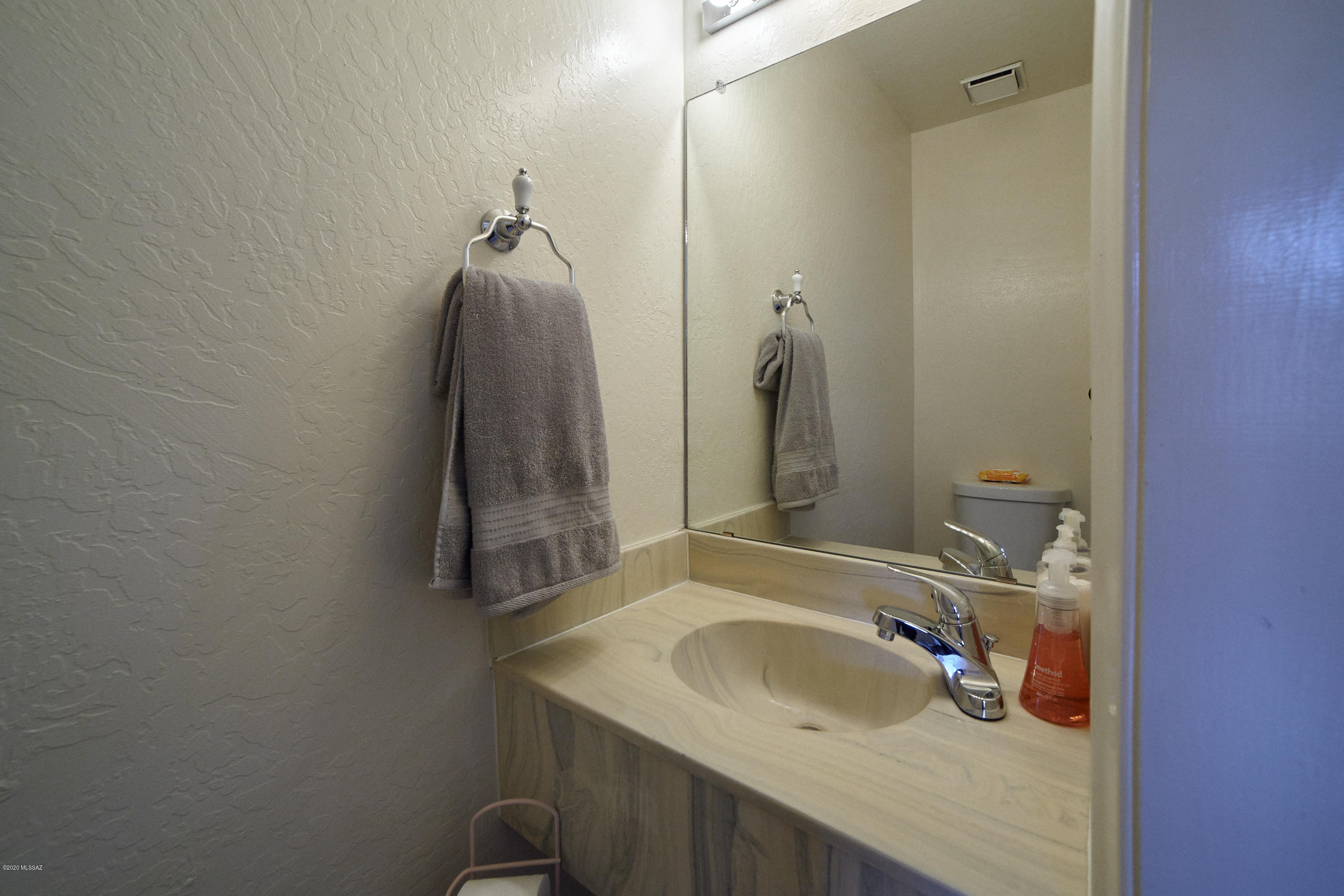 228 East Pastime Road Tucson, AZ 85705 - Photo 7 of 29