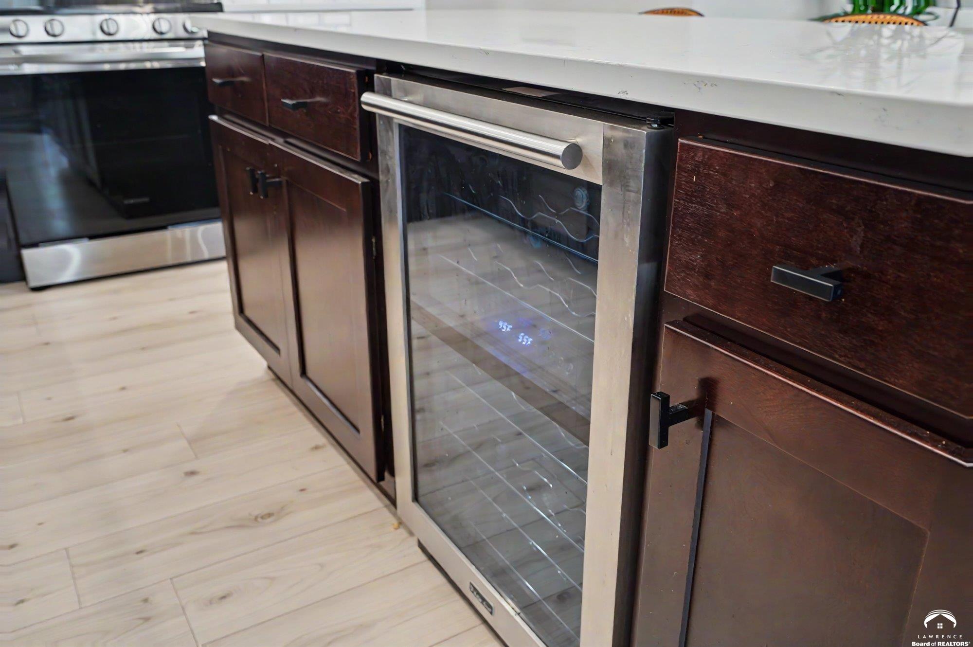 535 Perry Street Lawrence, KS 66044 - Photo 11 of 33