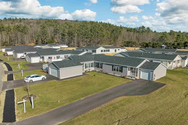 $328,900 | 20 A Wildflower Lane, Unit 2089791, Plymouth, NH 03264