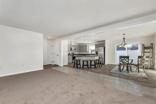 $328,900 | 20 A Wildflower Lane, Unit 2089791, Plymouth, NH 03264