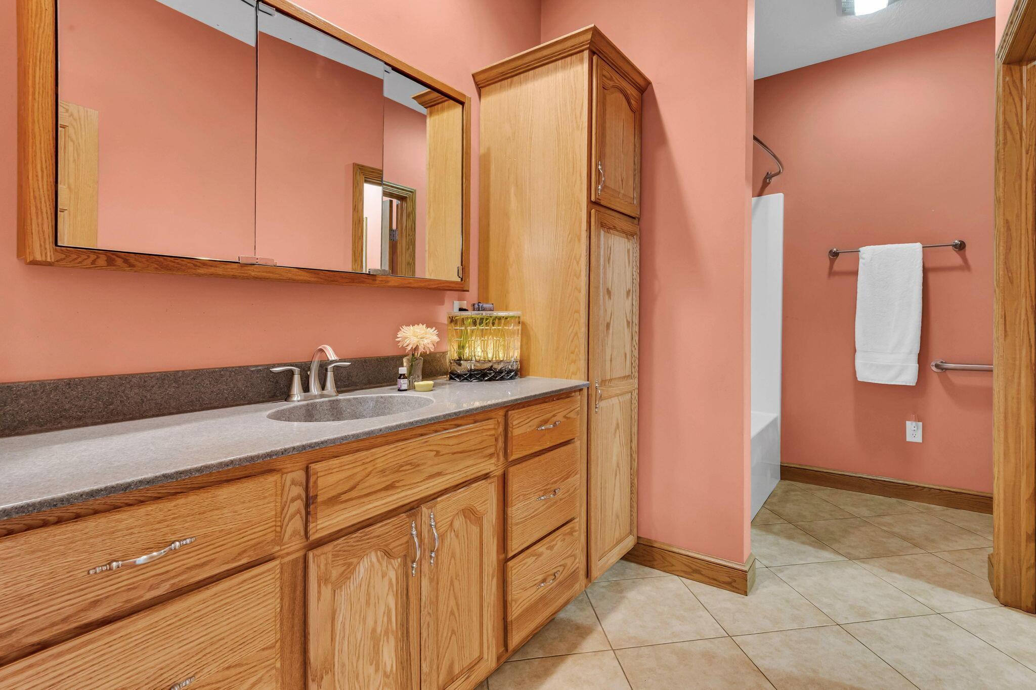6768 Steitz Road Powell, OH 43065 - Photo 62 of 76 62-web-or-mls-6768SteitzRoad_Hommati102