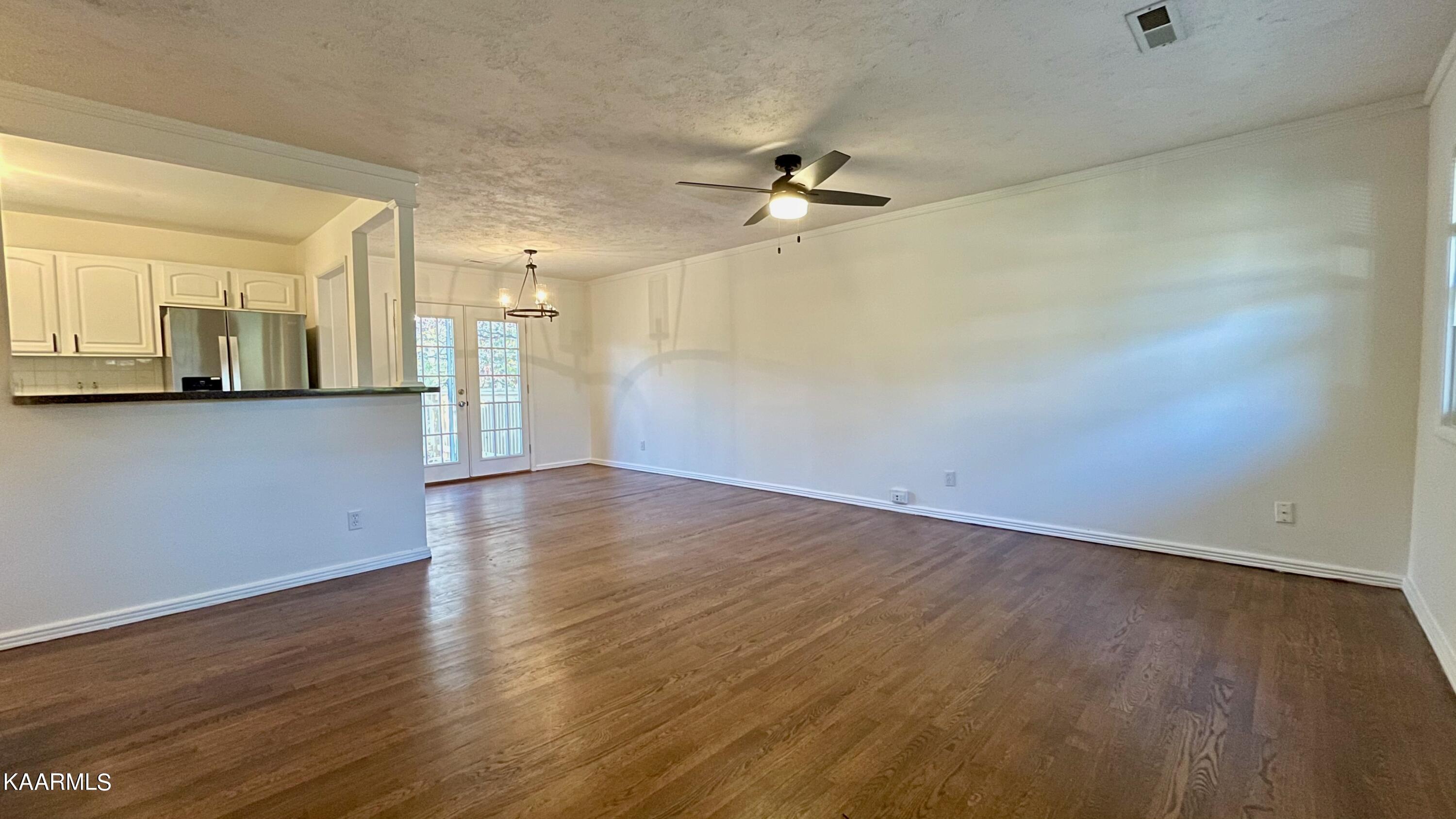 3000 Walridge Road Knoxville, TN 37921 - Photo 5 of 40 IMG_0044 (1)