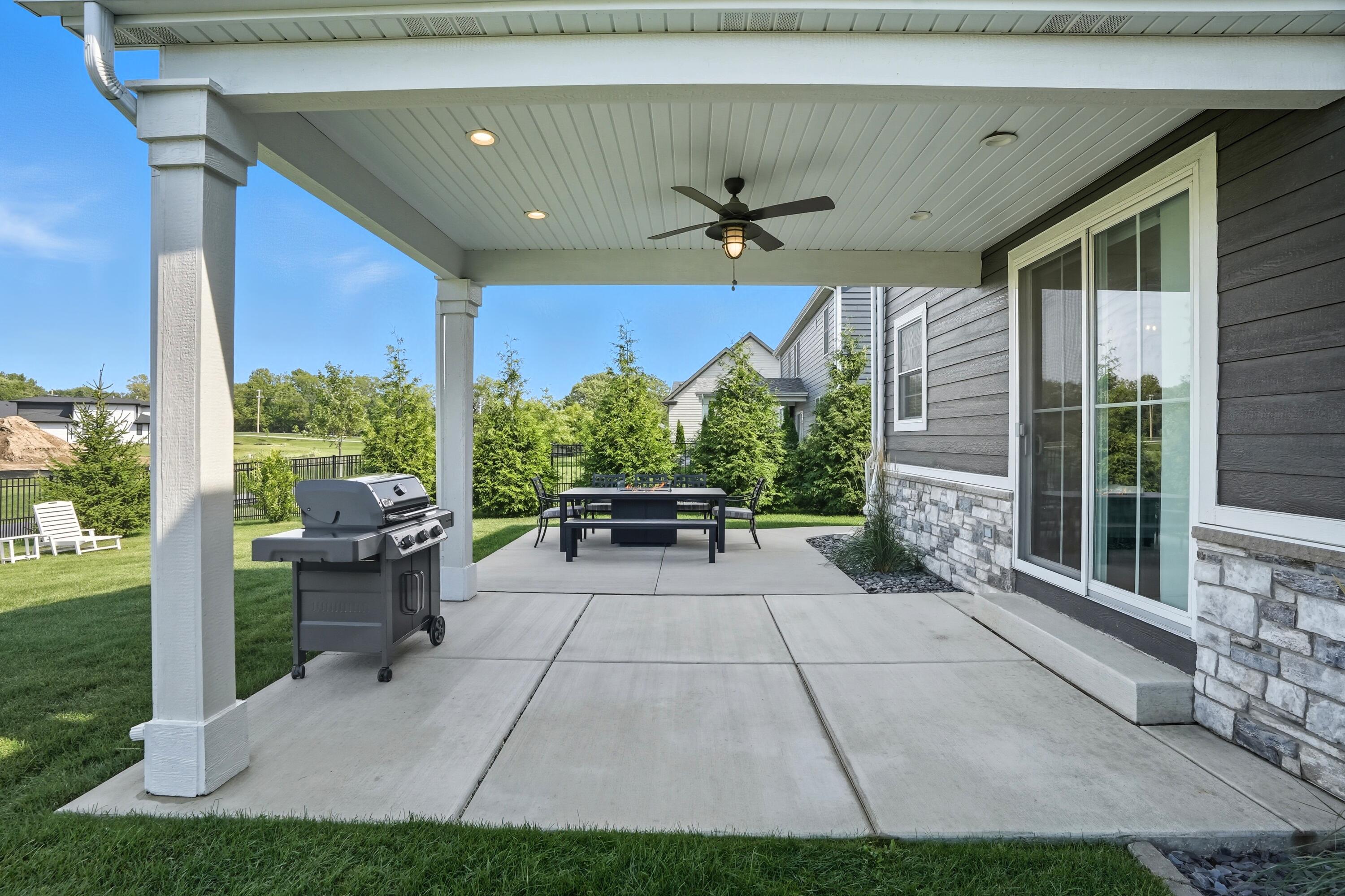 13020 Red Lily Way St. John, IN 46373 - Photo 44 of 53 3000x1999