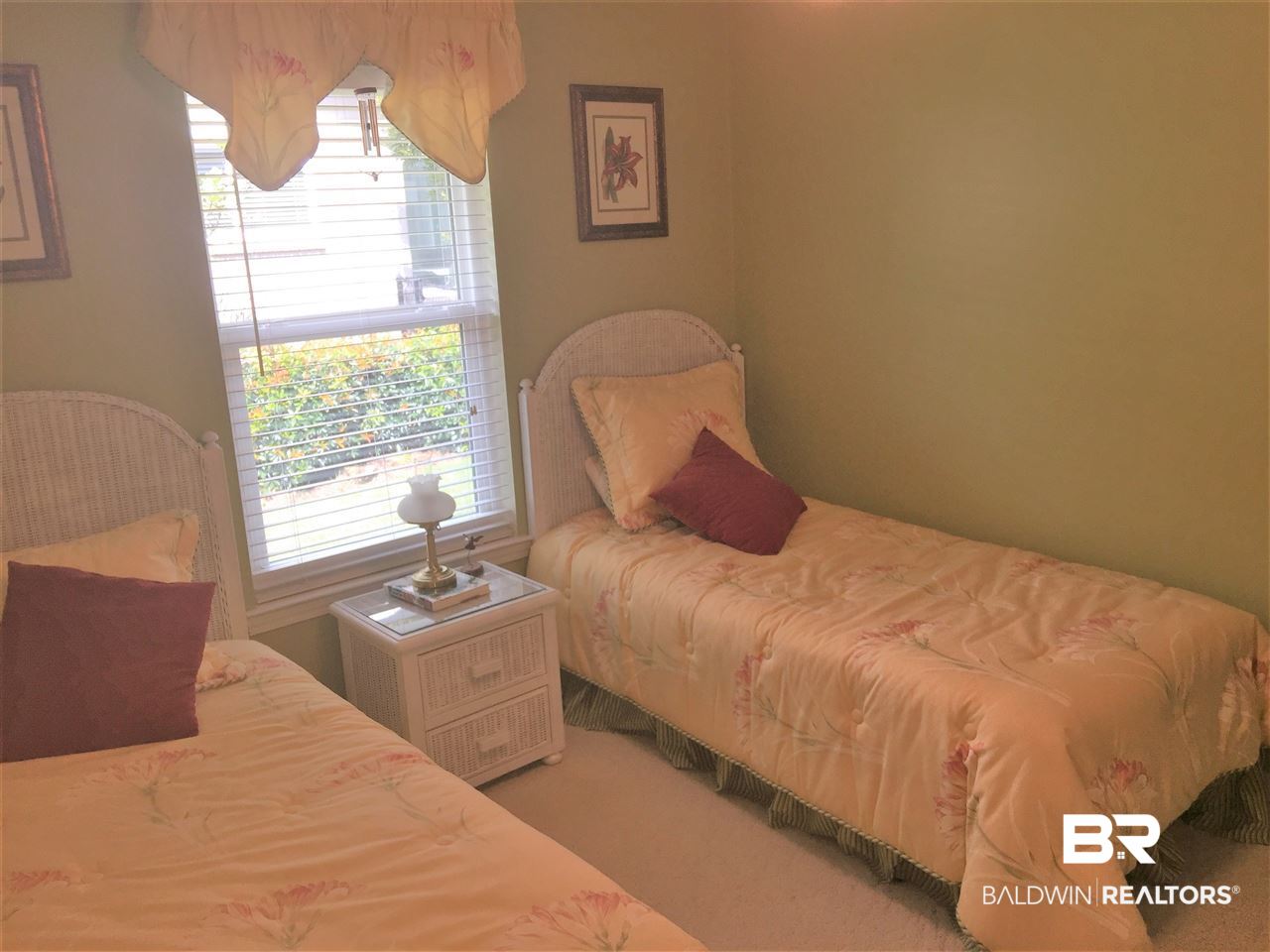 2089 Club House Drive Lillian, AL 36549 - Photo 12 of 25 Guest Room 2