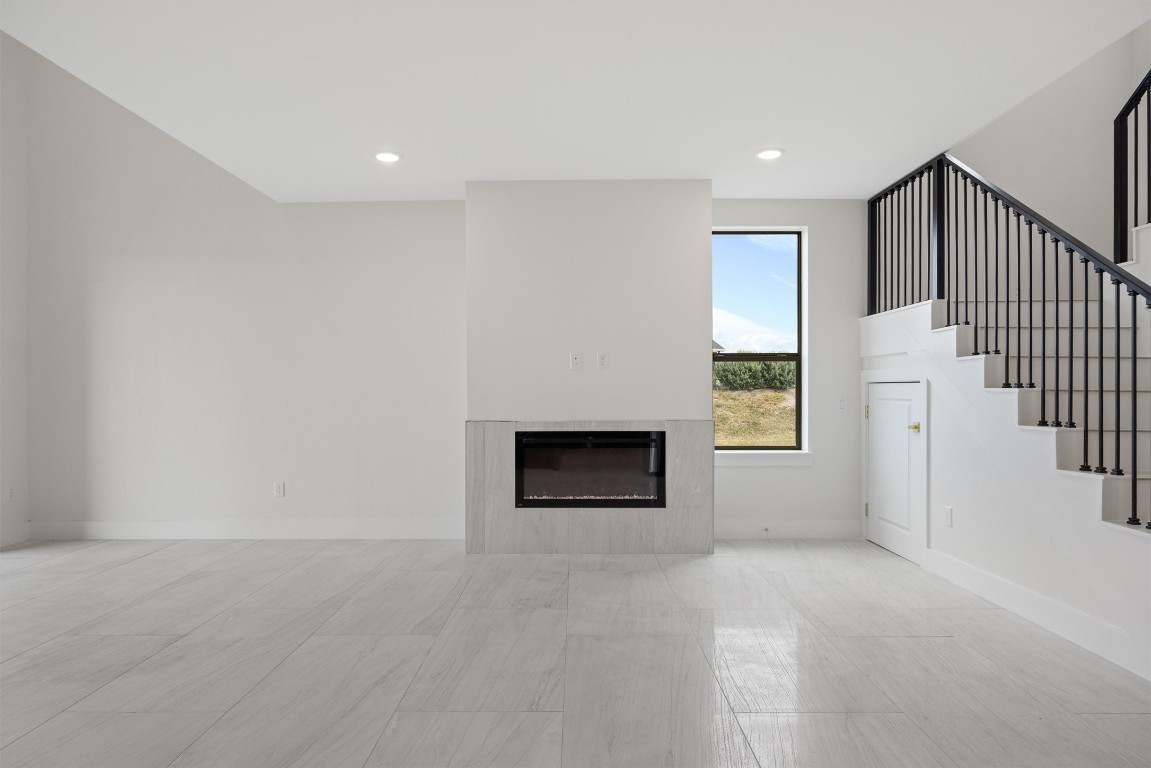109 Fall Drive Georgetown, TX 78633 - Photo 7 of 40 a view of a livingroom with an empty space