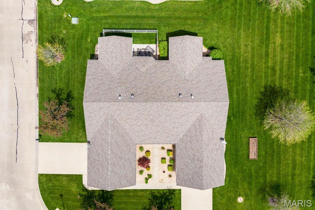 5711 Benford Ridge Smithton, IL 62285 - Photo 9 of 31 Gallery Image 9