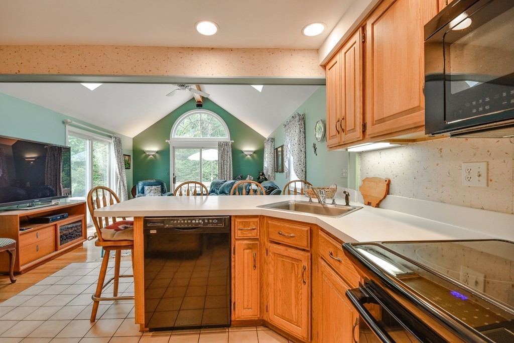 3 Pryor Road Natick, MA 01760 - Photo 10 of 24 Gallery Image 10