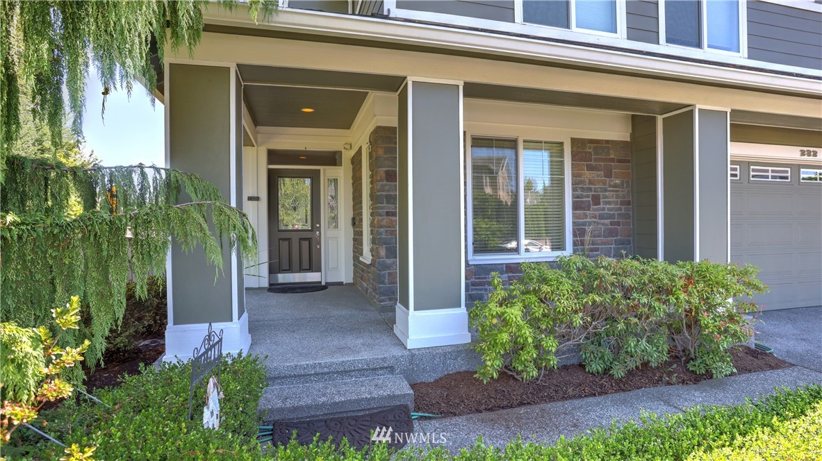 282 Kitsap Avenue Northeast Renton, WA 98059 - Photo 2 of 40 Gallery Image 2