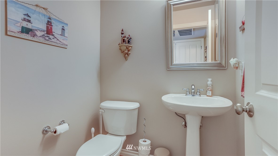 282 Kitsap Avenue Northeast Renton, WA 98059 - Photo 16 of 40 Gallery Image 16