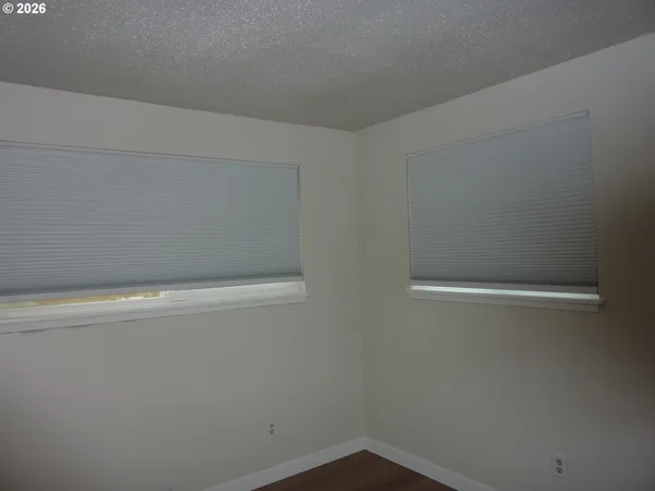 $139,000 | 885 Northeast Sunset Street, Unit 19, Roseburg, OR 97470