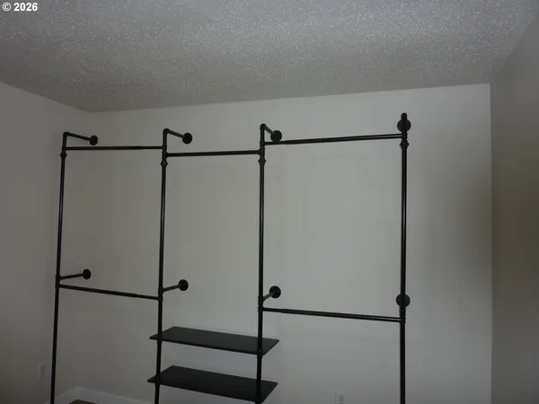 $139,000 | 885 Northeast Sunset Street, Unit 19, Roseburg, OR 97470