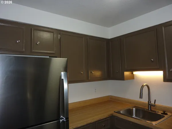 $139,000 | 885 Northeast Sunset Street, Unit 19, Roseburg, OR 97470