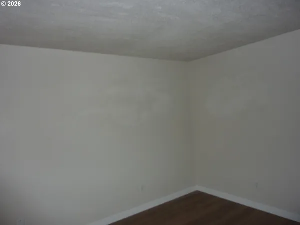 $139,000 | 885 Northeast Sunset Street, Unit 19, Roseburg, OR 97470