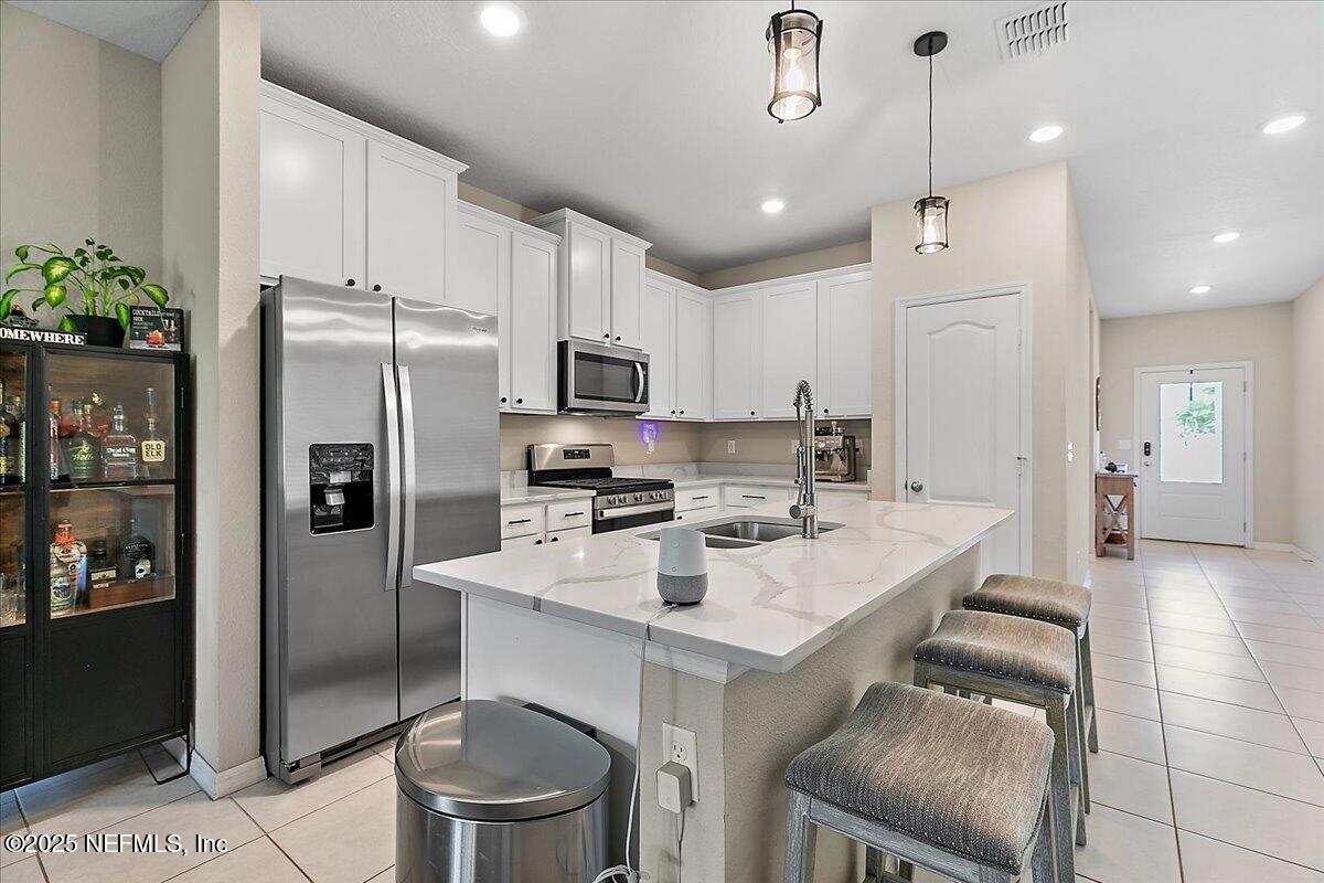 235 Brybar Drive St. Augustine, FL 32095 - Photo 7 of 17 07-Kitchen