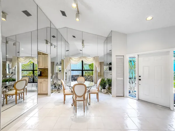 $445,000 | 11105 Highland Circle, Boca Raton, FL 33428