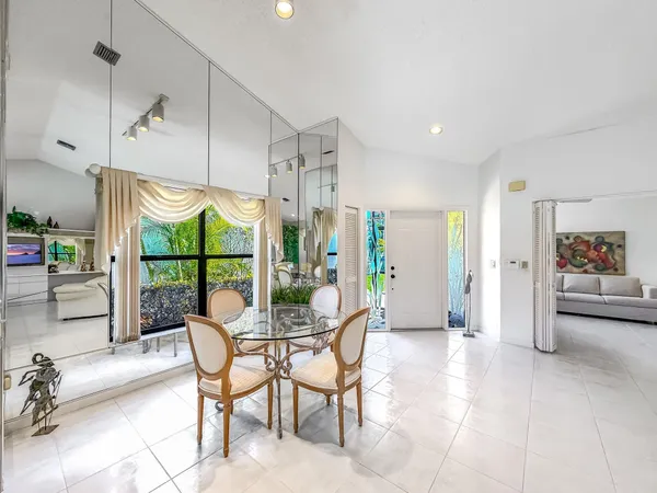 $445,000 | 11105 Highland Circle, Boca Raton, FL 33428