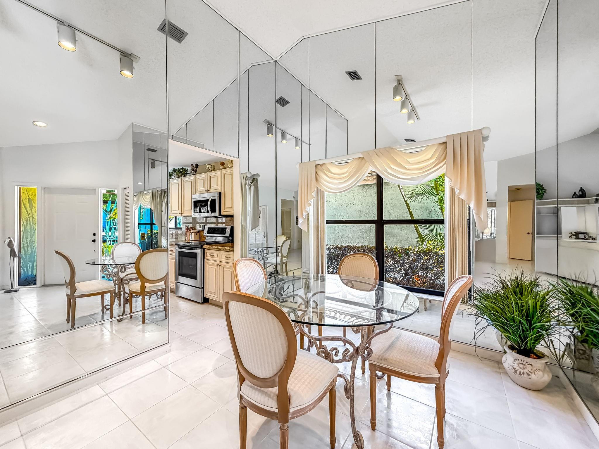 11105 Highland Circle Boca Raton, FL 33428 - Photo 18 of 55 Photo 18