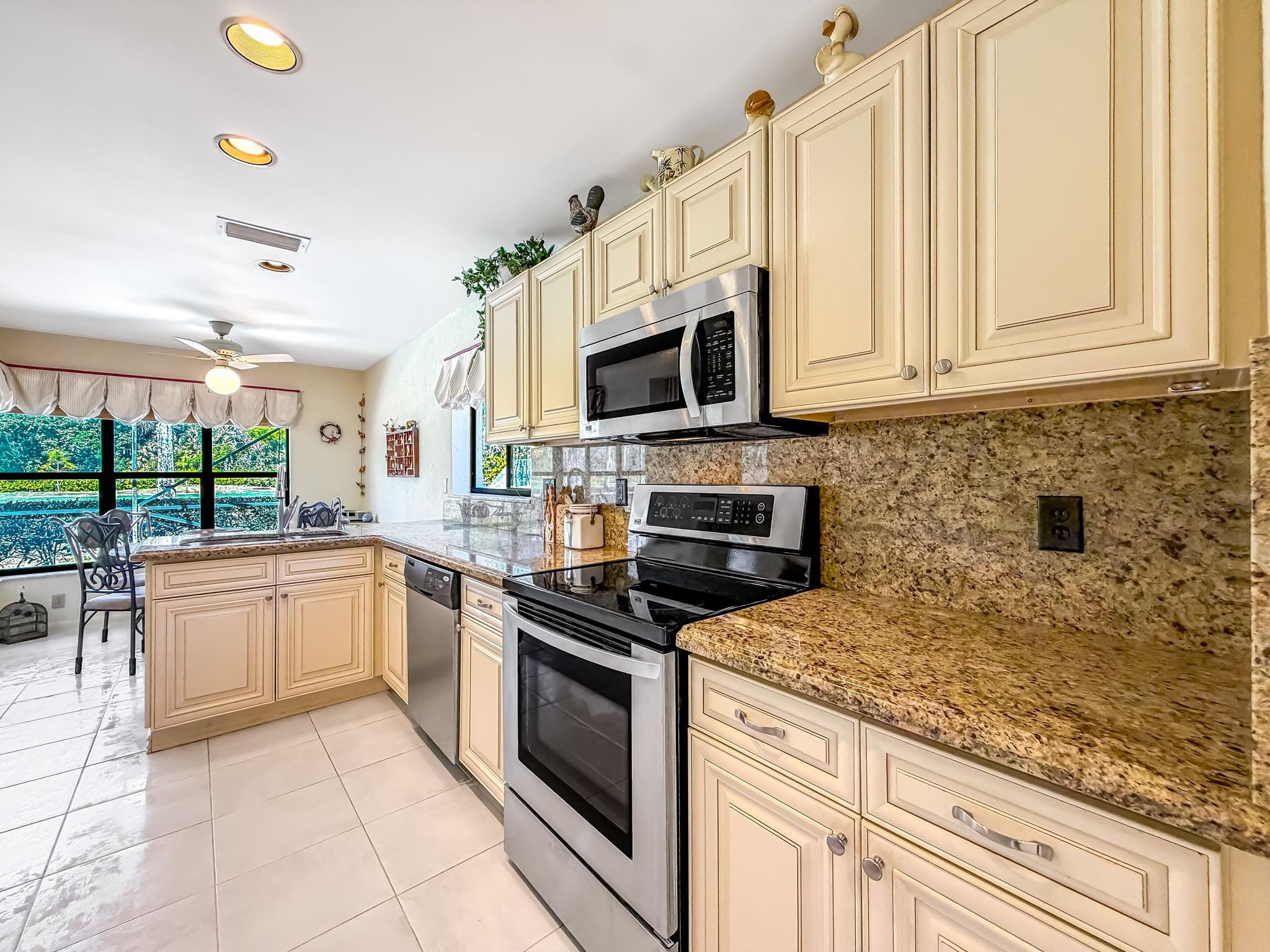 11105 Highland Circle Boca Raton, FL 33428 - Photo 21 of 55 Photo 21