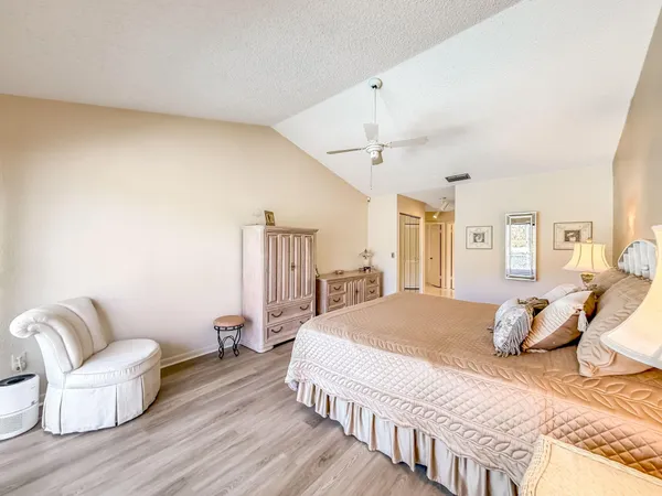 $445,000 | 11105 Highland Circle, Boca Raton, FL 33428