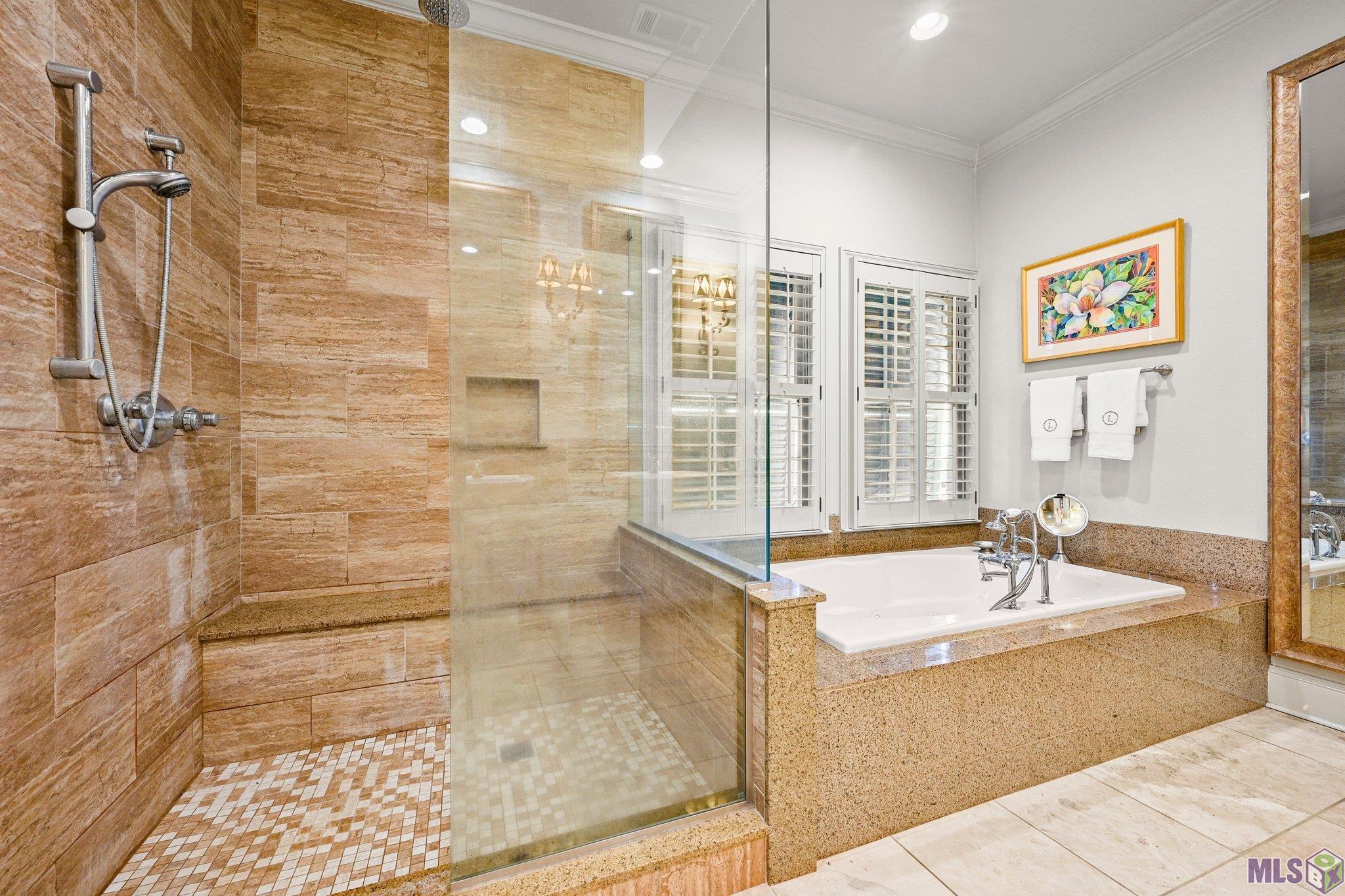 2125 Rue Bienvenue Baton Rouge, LA 70809 - Photo 19 of 37 Master Bathroom