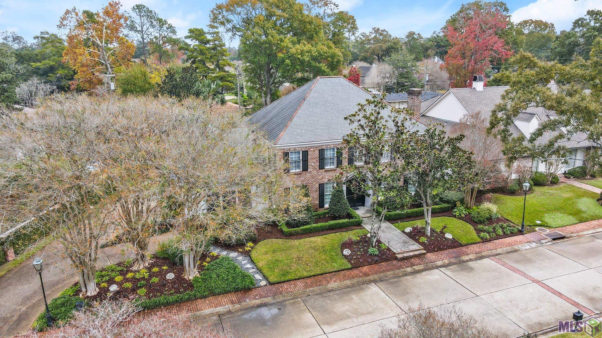 2125 Rue Bienvenue Baton Rouge, LA 70809 - Photo 3 of 37