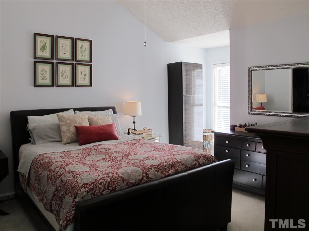 3734 Carnegie Lane Raleigh, NC 27612 - Photo 8 of 13 Gallery Image 8