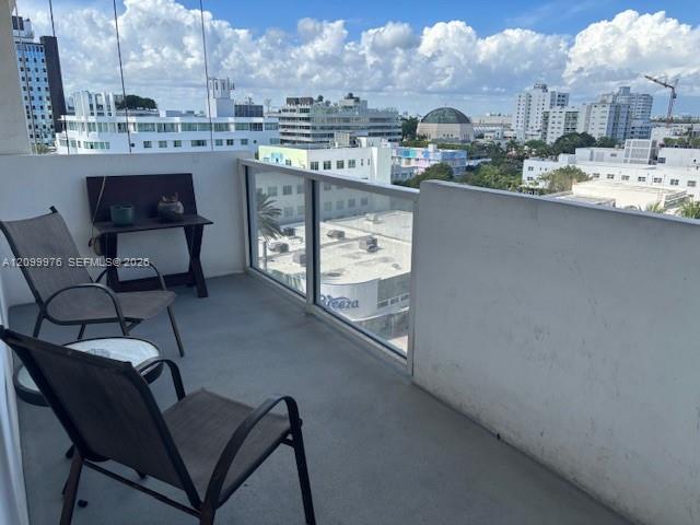 100 Lincoln Road, Unit 812 Miami Beach, FL 33139 - Photo 8 of 31 Gallery Image 8